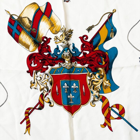 Pierre Cardin Scarf Shawl Silk APARIS AMUSEES EBLOUIES 34in Vintage Horse Buggy - Picture 11 of 15